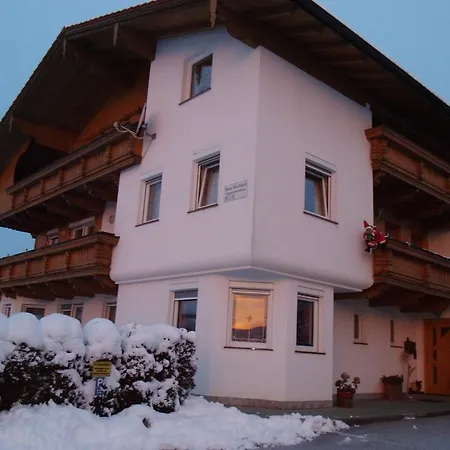 Haus Hochfeld * Angerberg (Tyrol)